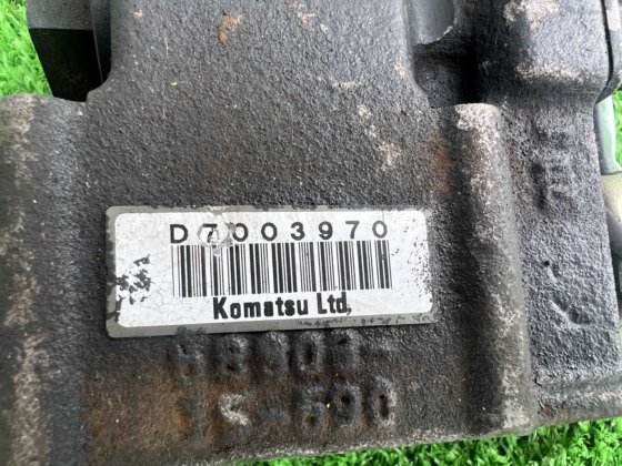 小松液压切换电磁阀、电动阀：PN K7003970；液压切换电磁阀