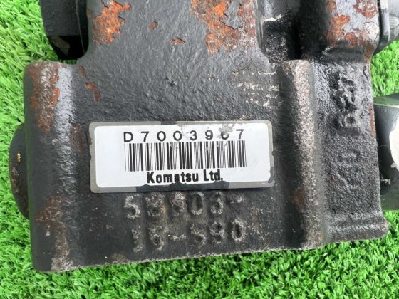 小松液压切换电磁阀、电动阀：PN K7003967；液压切换电磁阀