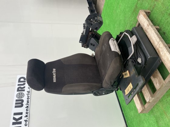 西雅特 CAB 和内饰件