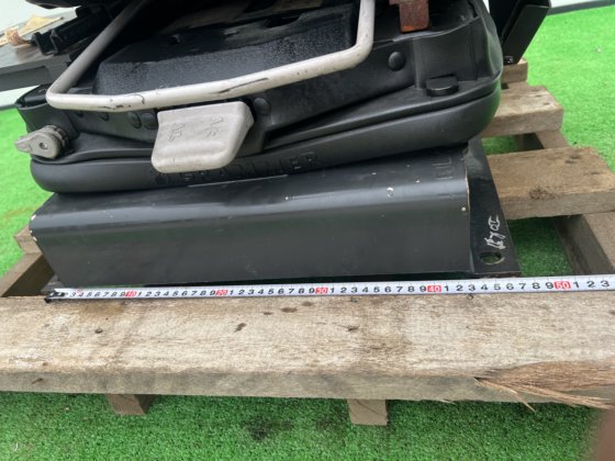 西雅特 CAB 和内饰件