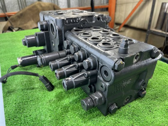 Control valve; コントロールバルブ