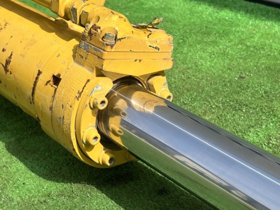 小松液压千斤顶；小松液压缸千斤顶