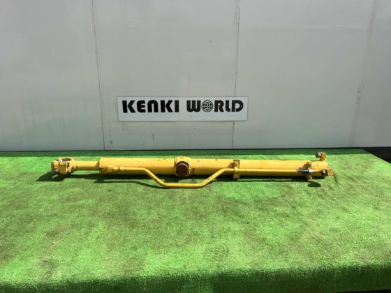 Komatsu Hydraulic Jack; コマツ 油圧シリンダー