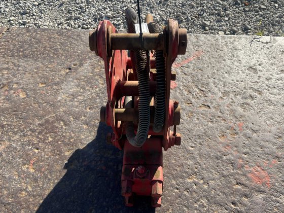 断路器 0.1 针 40 毫米。臂