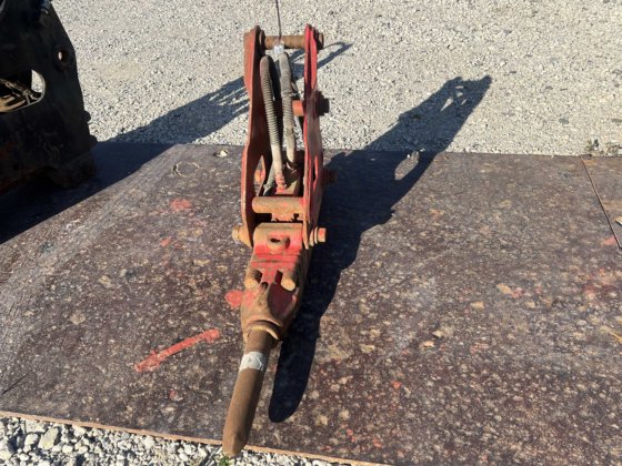 断路器 0.1 针 40 毫米。臂