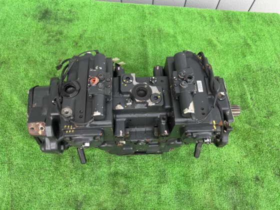 Komatsu Main pump; コントロールバルブユニット