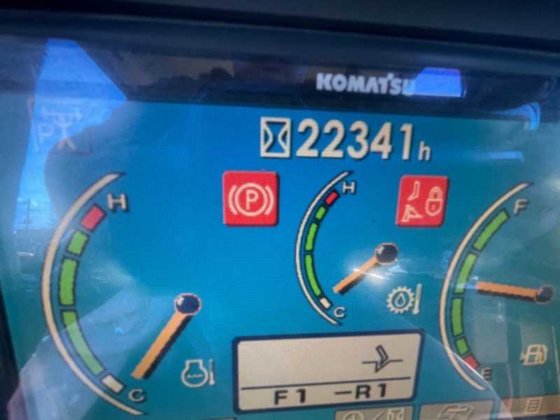 2015 KOMATSU D155AX-6