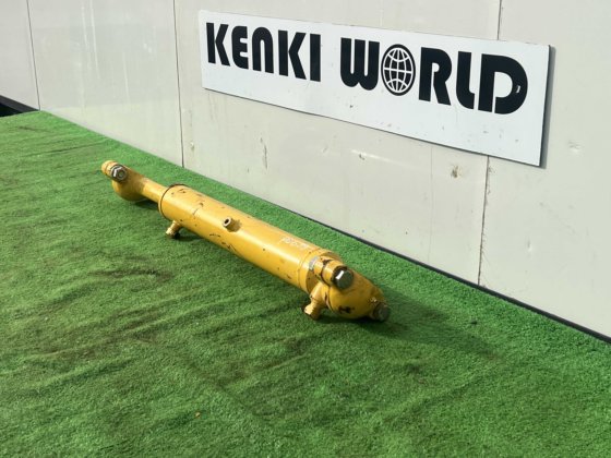 Komatsu Hydraulic Jack; コマツ 油圧シリンダー