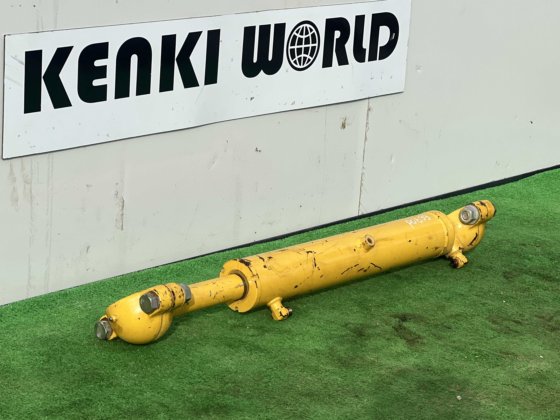 Komatsu Hydraulic Jack; コマツ 油圧シリンダー