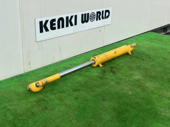 Komatsu Hydraulic Jack; コマツ 油圧シリンダー