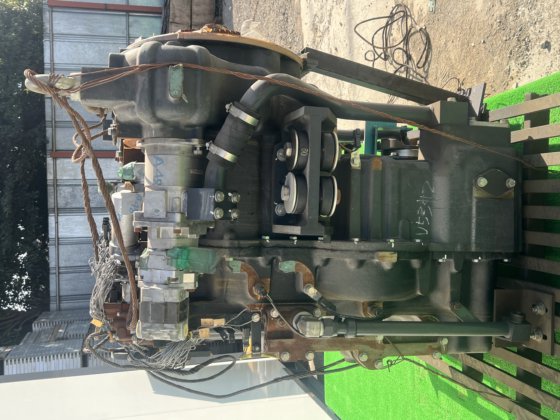 中古コマツ モーターグレーダー用 トルクコンバーター