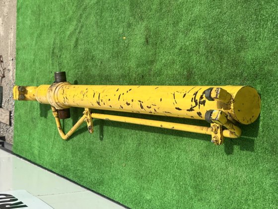 小松液压千斤顶；小松液压缸千斤顶