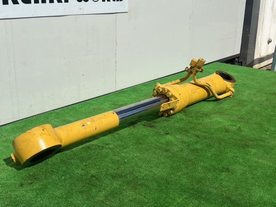 小松液压千斤顶：OSA；小松液压缸千斤顶