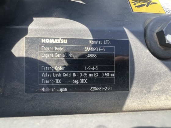 Komatsu SAA4D95LE-5-A