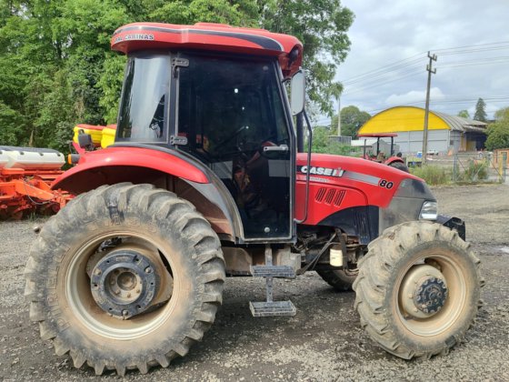 2013 Case IH Farmall 80