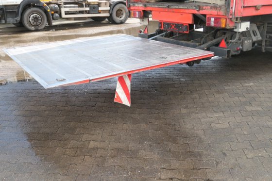 2003 SCHWARZMÜLLER SPA 3/E