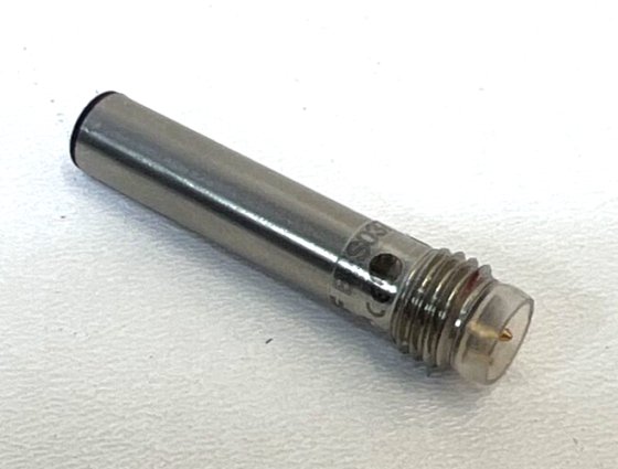 Balluff BES037K inductive sensor standard