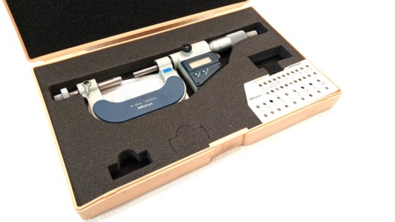 Mitutoyo Micrometer 0-25mm with data