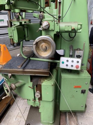 Pear 1FC4 conventioneel gereedschap freesmachine