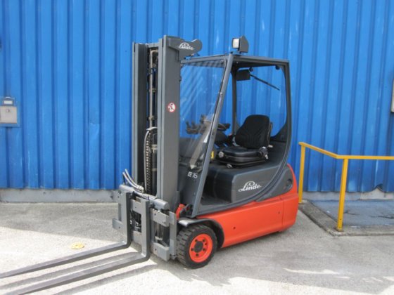 2003 Linde E16C-02