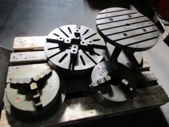 3 Backenfutter +Platte/Flansch