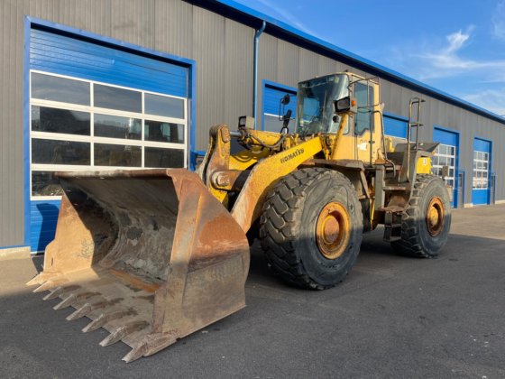 1997 Komatsu WA470 3H Front