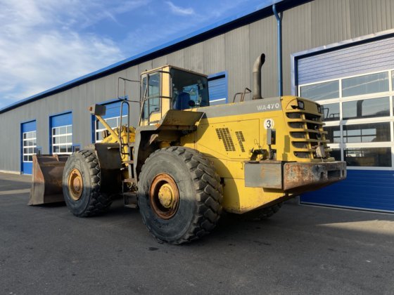 1997 Komatsu WA470 3H Front