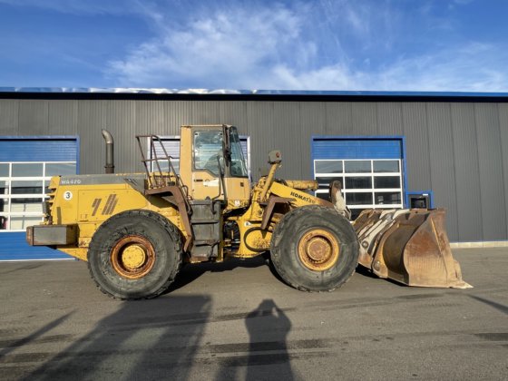 1997 Komatsu WA470 3H Front