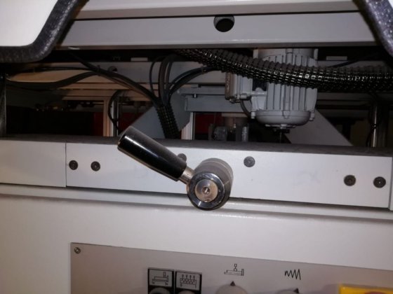 2008 施耐德慢跑机