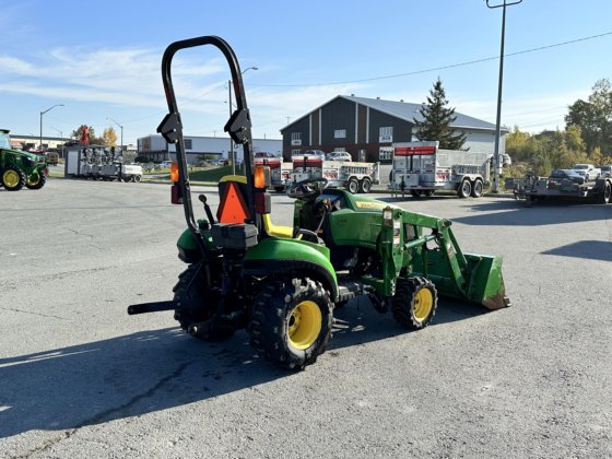 2015 John Deere 1023E