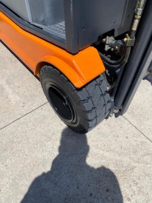 CARRELLO ELEVATORE STILL