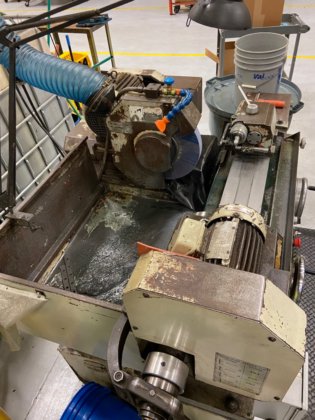 Manual Centered Grinder