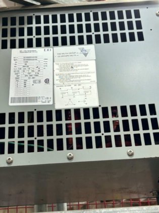 Fanuc M420iA Robot with Base