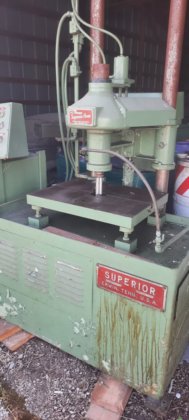 Superior Vertical Honing machine Model