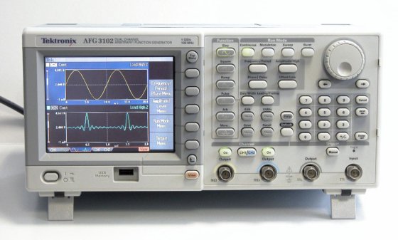 TEKTRONIX AFG3102, programmable arbitrary function