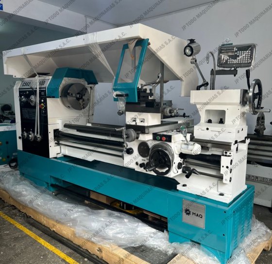 PARALLEL LATHE WITH DISPLAY