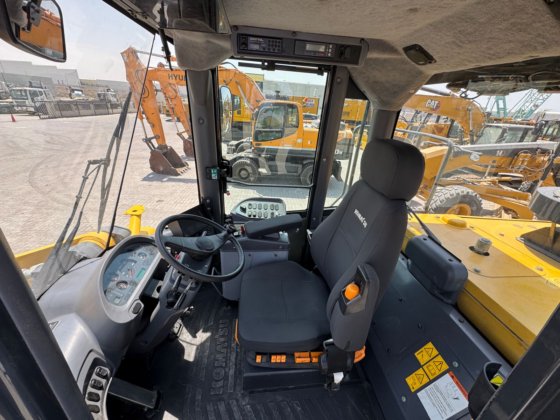 2022 KOMATSU WA470-6R