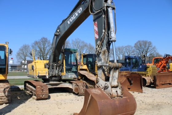 2003 Volvo EC210BLC