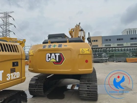 Caterpillar CAT313D2GC