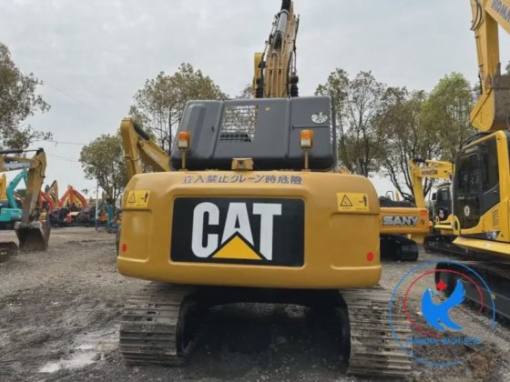 Caterpillar CAT323D2L