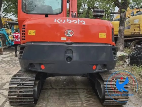 Kubota KX185