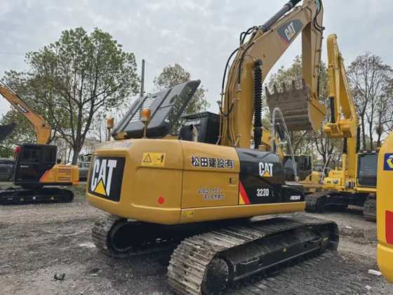 2020 Caterpillar CAT323D