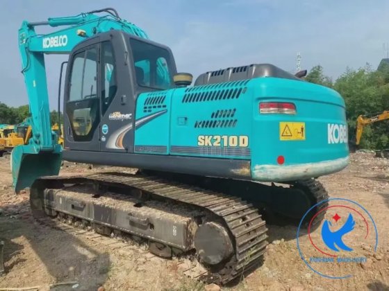 Kobelco SK210D