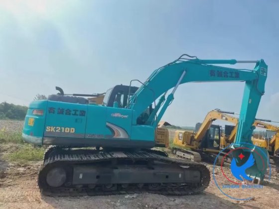 Kobelco SK210D