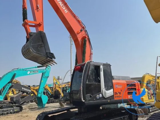 Hitachi ZX240