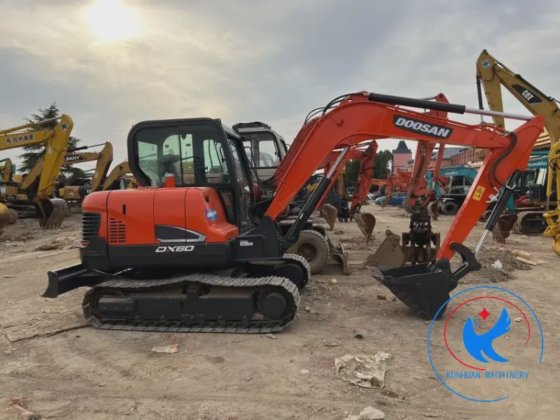 Doosan DX60