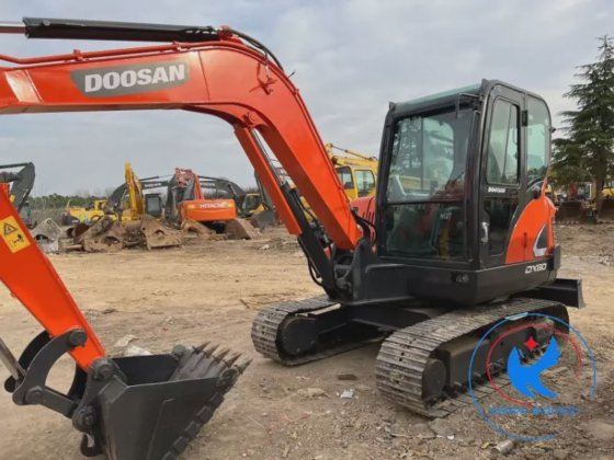 Doosan DX60