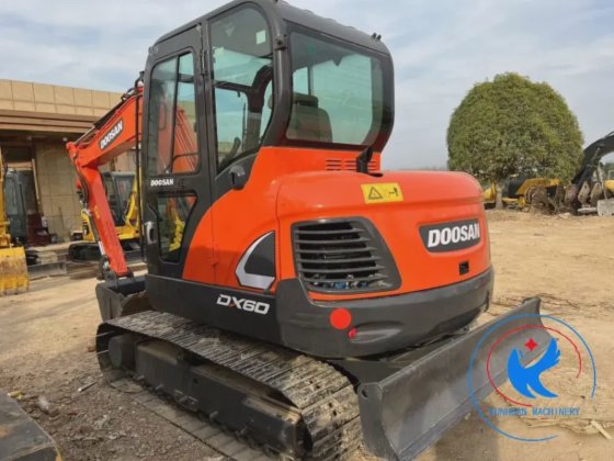 Doosan DX60