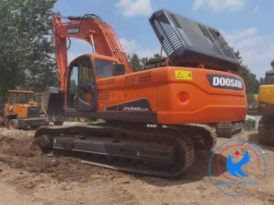 Doosan DX300LC-9C