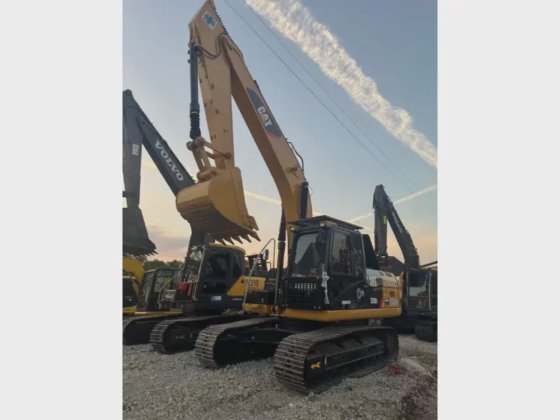2021 Caterpillar CAT320D2
